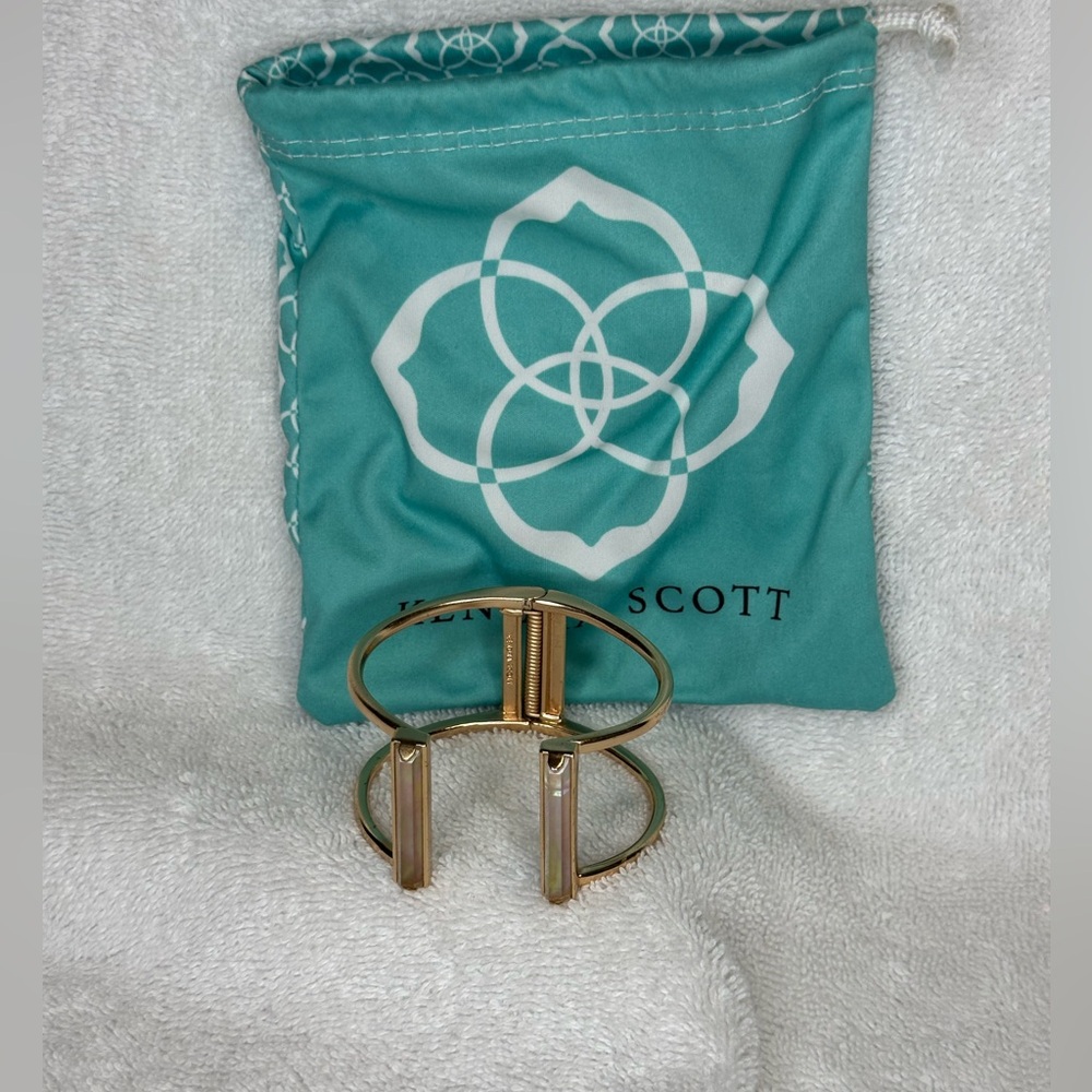 Kendra Scott Rose Good Hinged Gavin cuff bracelet